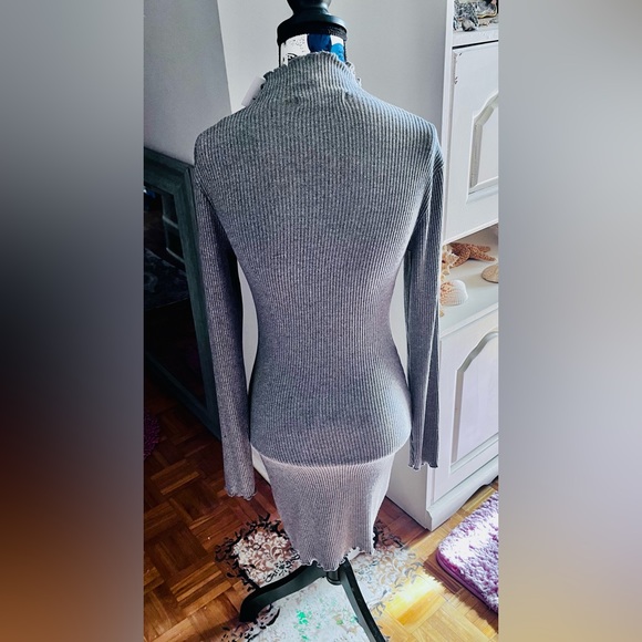 NWT Revamped bodycon jersey dress - Picture 5 of 6